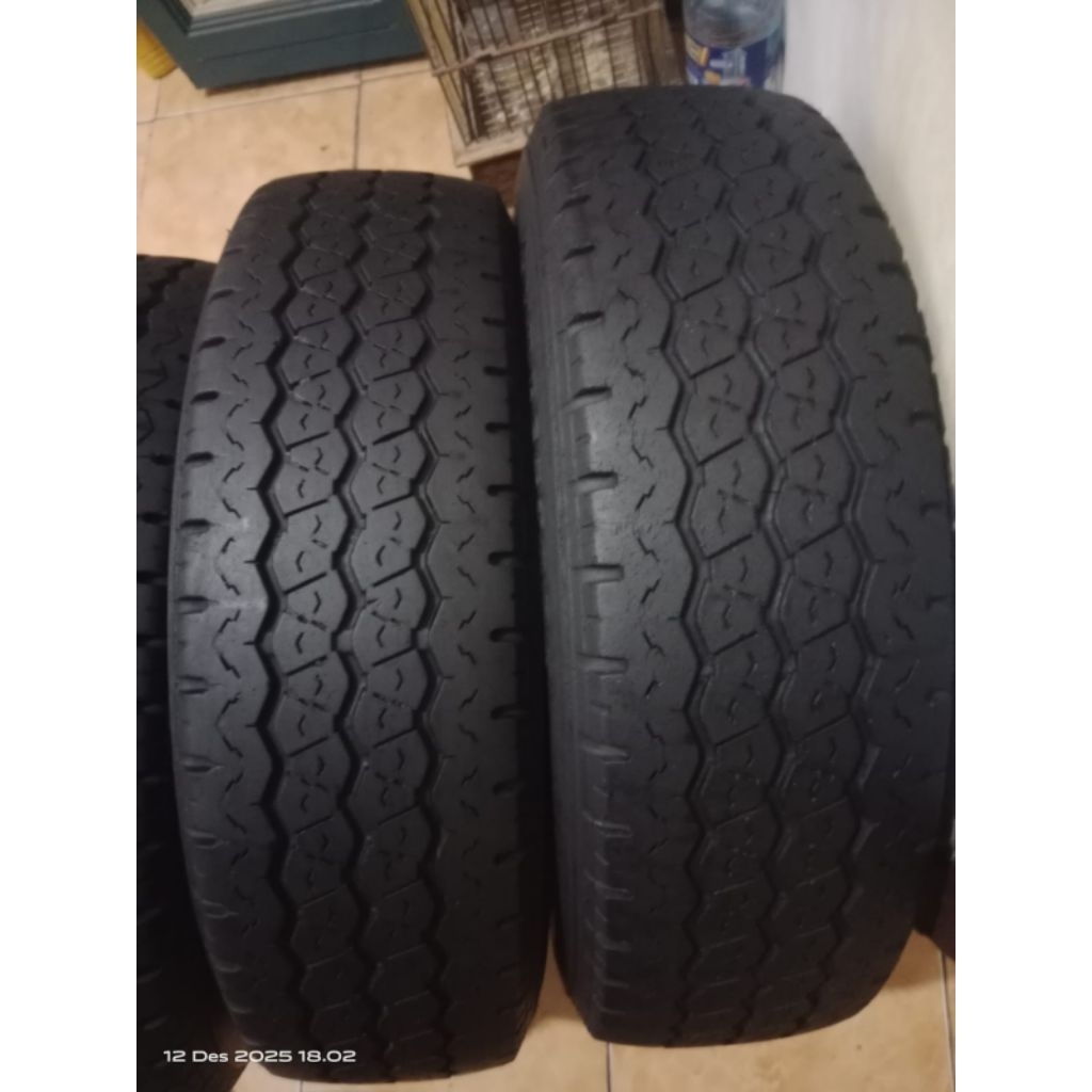 Ban seken Bridgestone R623 165 r13