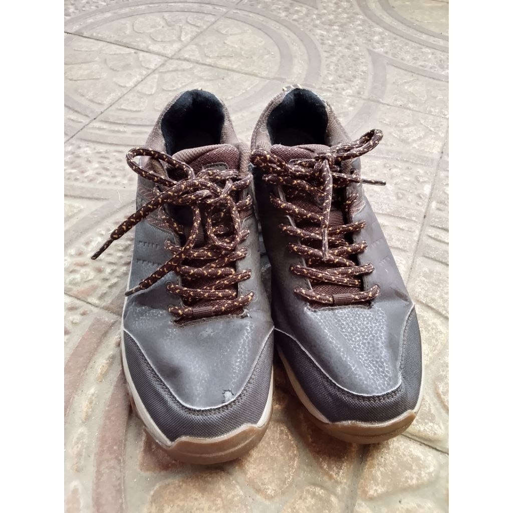 Sepatu OUTDOOR PROSPECS PERNAH DIPAKAI PRELOVE