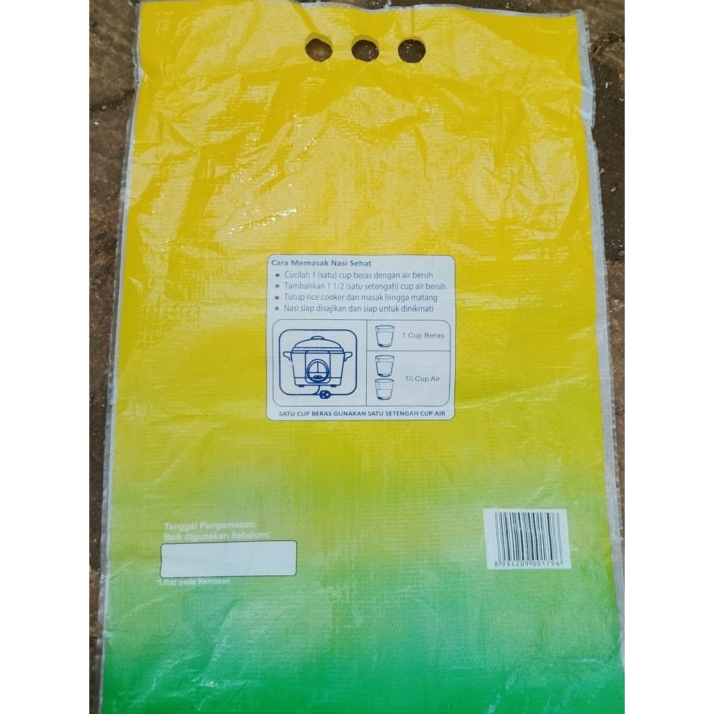 KARUNG PLASTIK LAMINASI BEKAS BERAS 5KG - 20 PCS