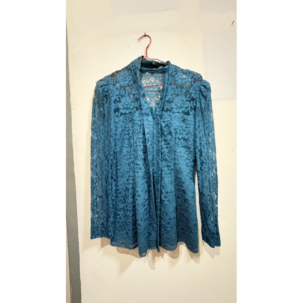 [Preloved] Kebaya Brokat Biru Tosca