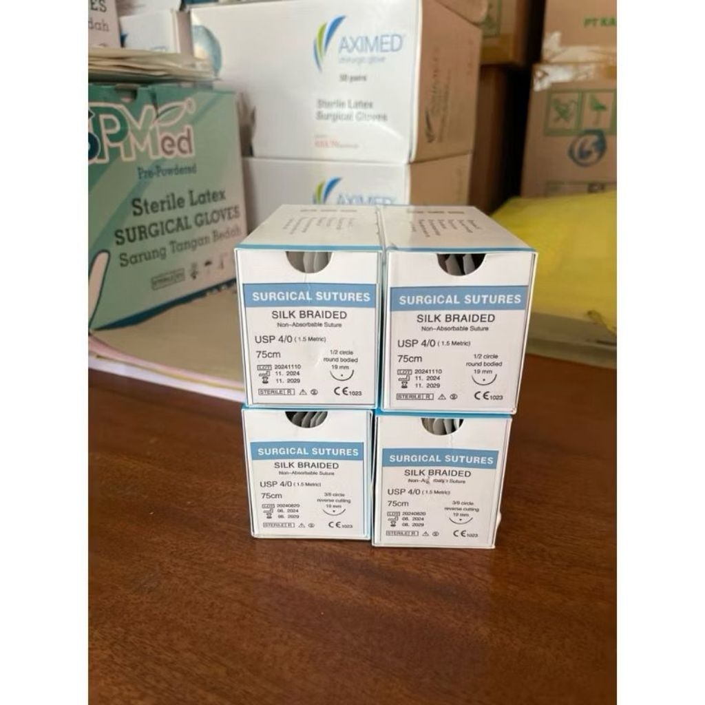 Catgut Silk 4/0 + jarum 3/8 Circle (Ecer)