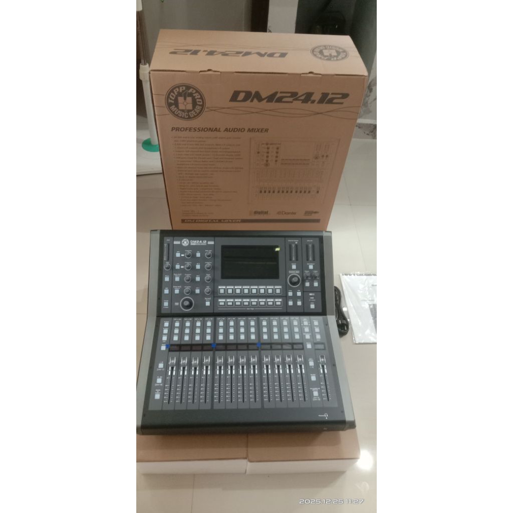Digital mixer Topp Pro DM24.12