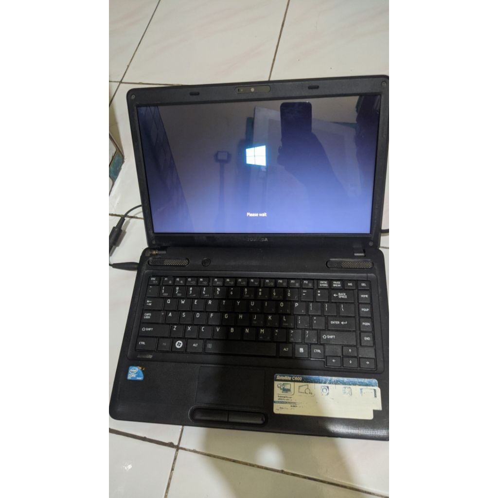 Laptop Core duo Ram 6GB (4+2) Toshiba Satellite C600