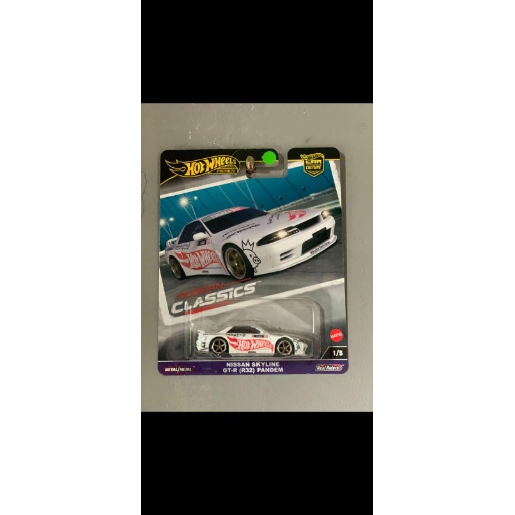 hotwheels premium r32 pandem