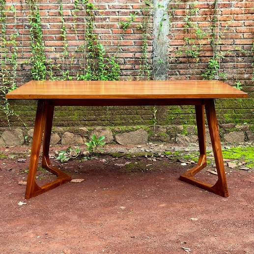 Meja makan jati minimalis 150x80