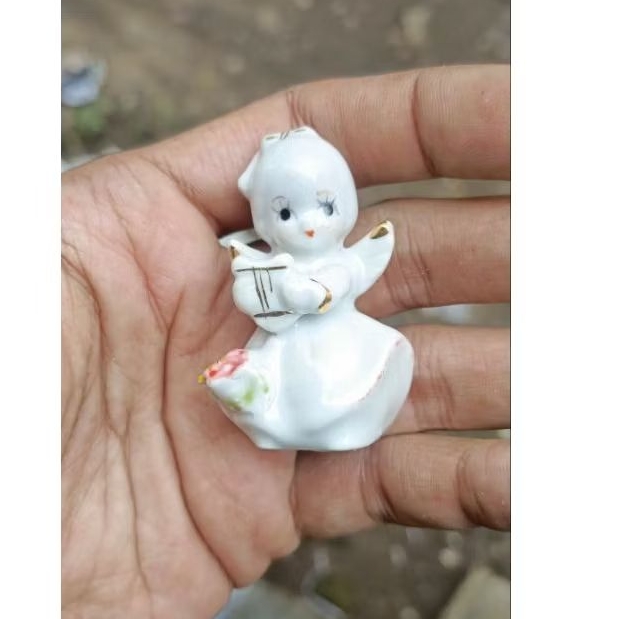 patung malaikat eropa keramik porcelin