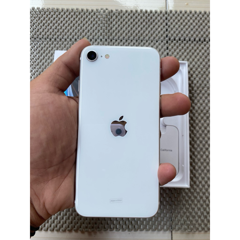 Iphone se 2 2020 64gb IBox