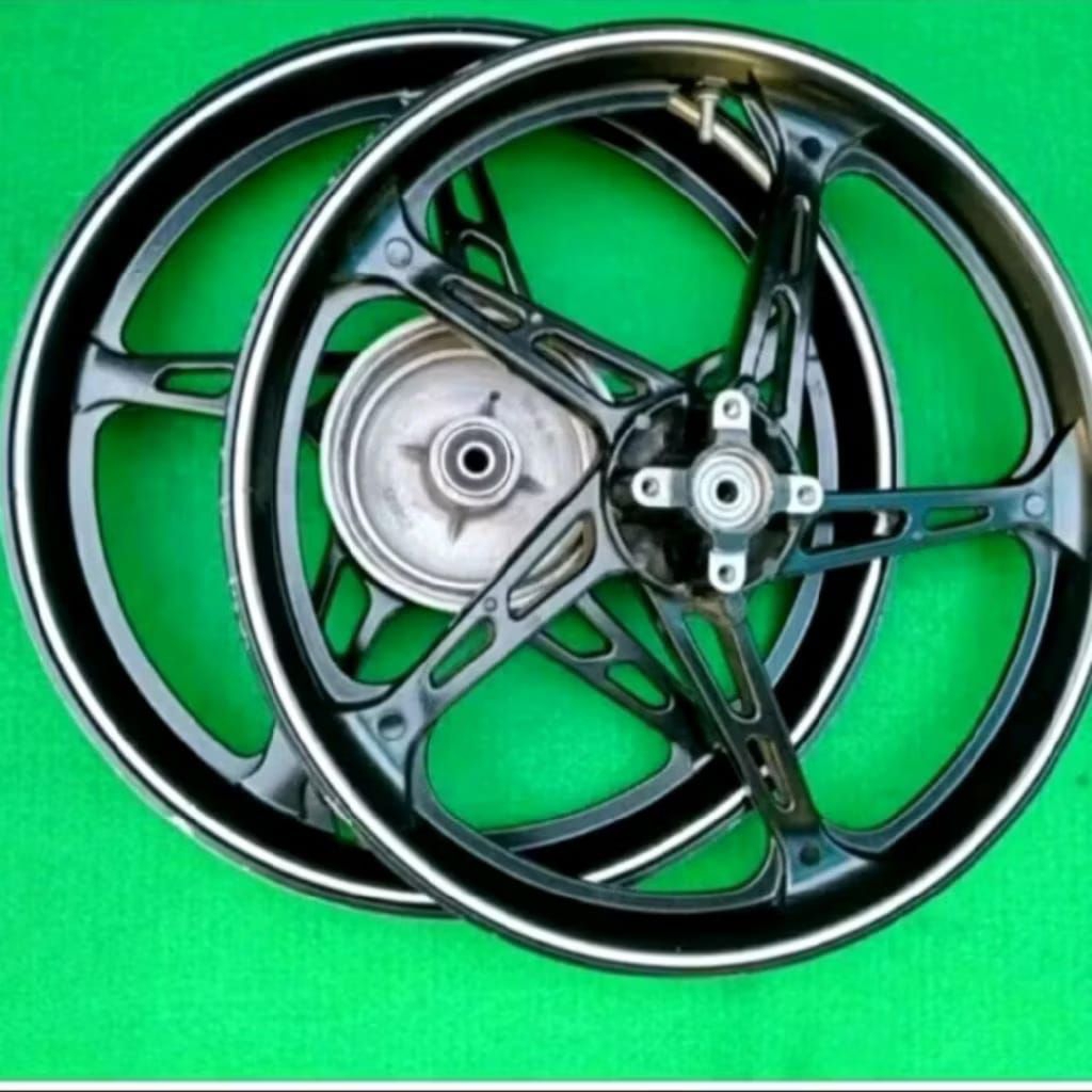 Velg/Pelek Yamaha Jupiter Z /Jupiter MX/  PNP Vega New Vega Zr/Jupiter Robot Copotan Original