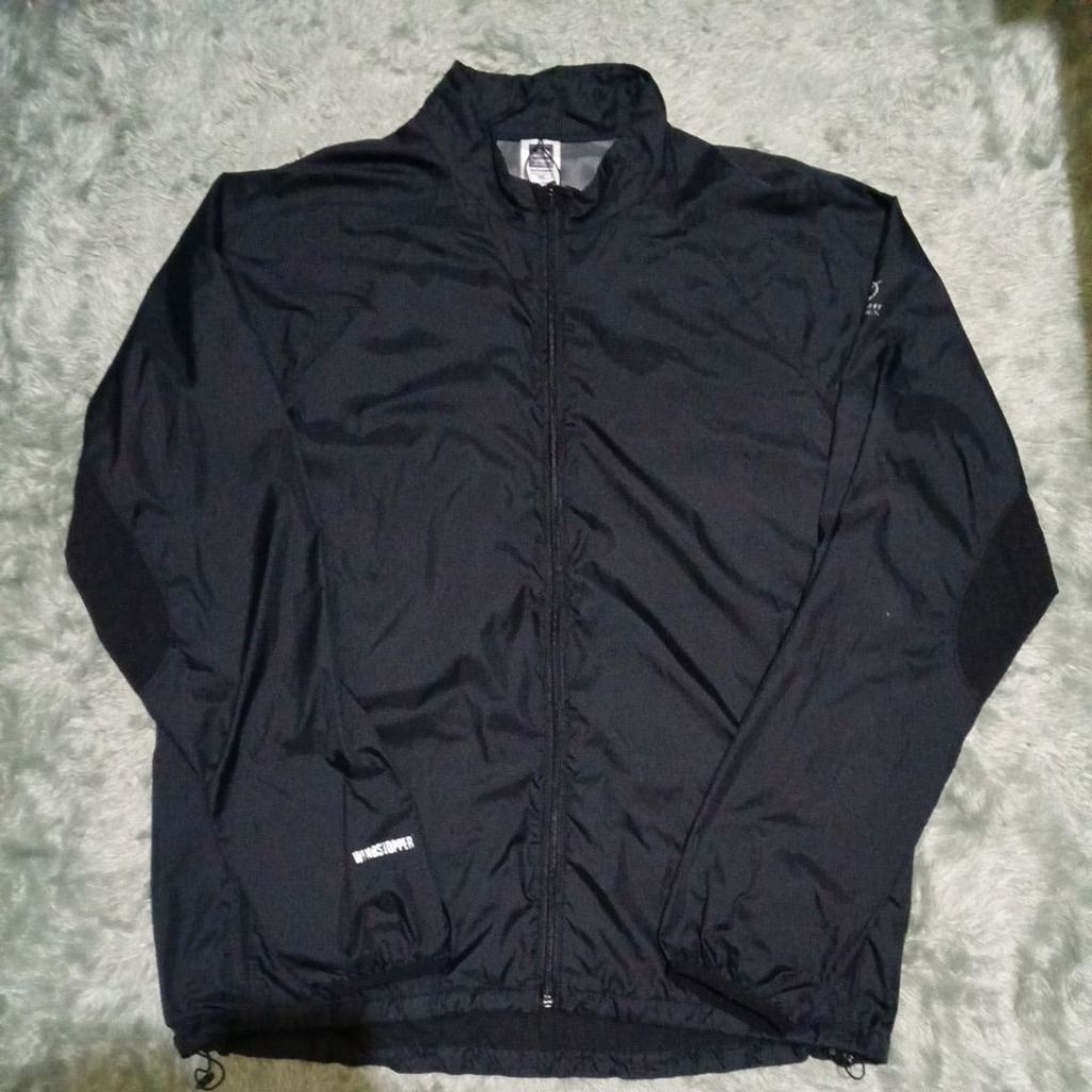 Jaket Running Outdoor 1 layer TnF size L LD 116 P 72
