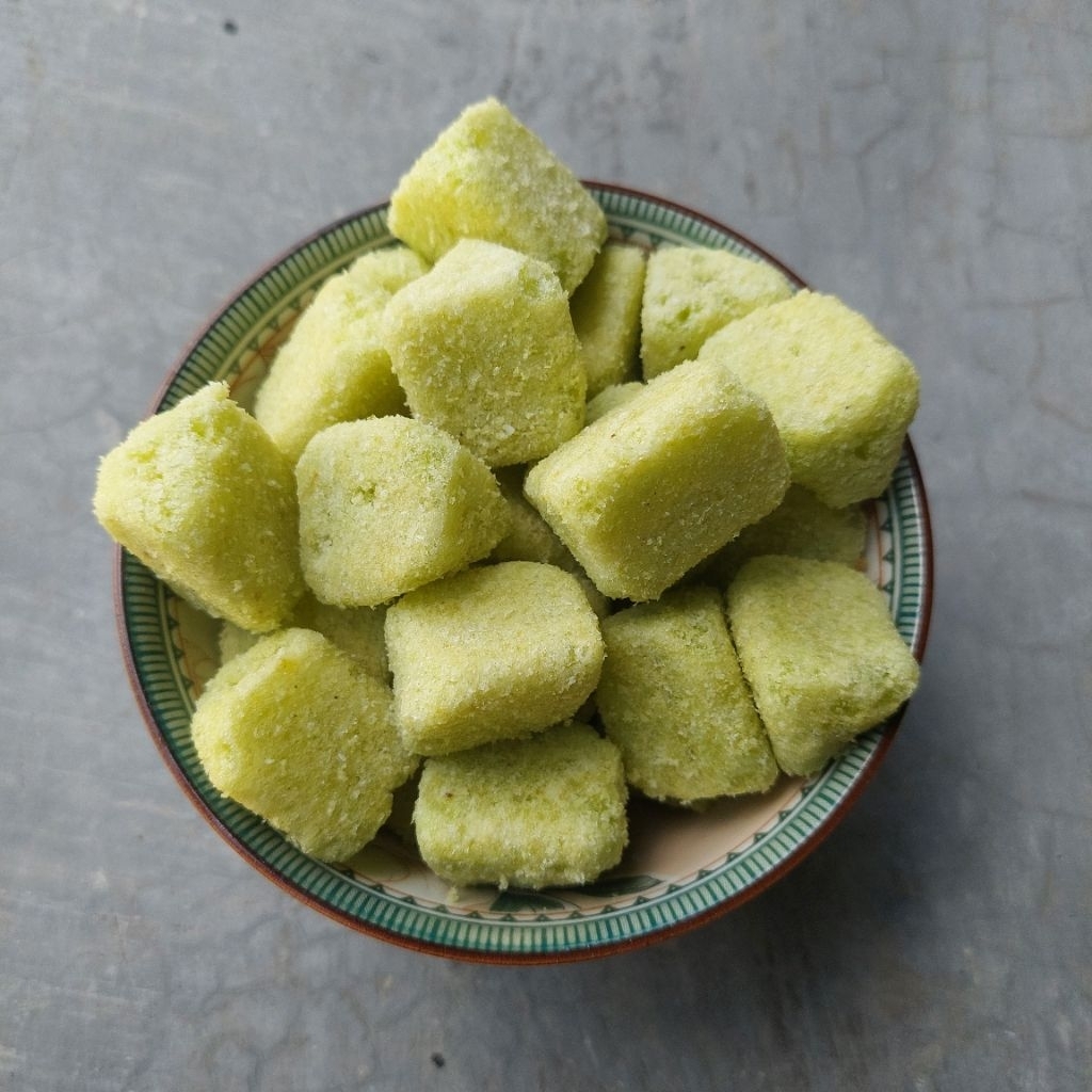 [250gr] Stik Yola Yola Momogi Pandan Jagung Bakar Snack Lebaran Kiloan Murah Enak