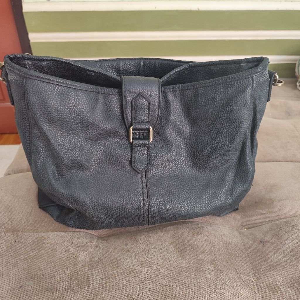 Tas MangoTouch hitam