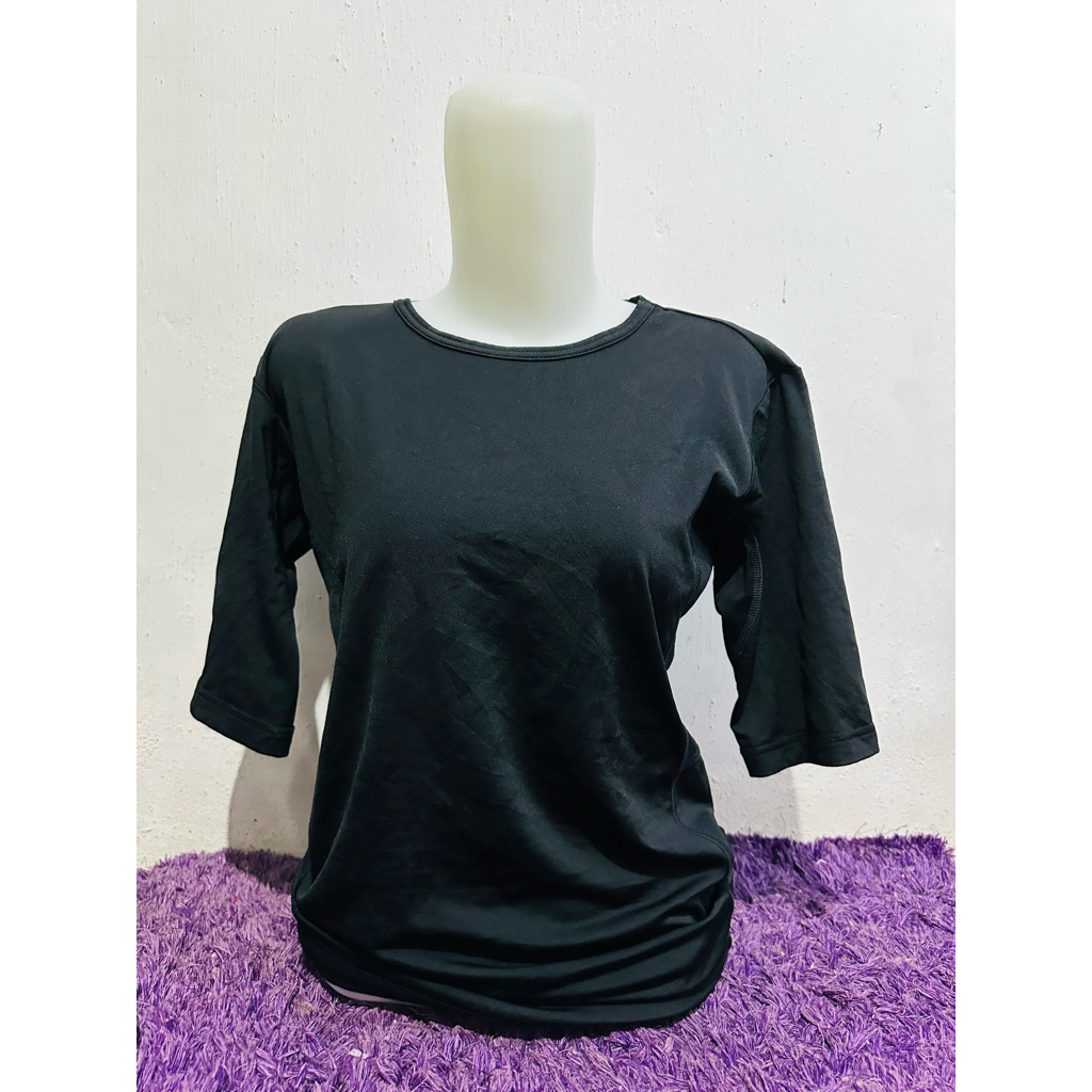 PL kaos olga brand GU