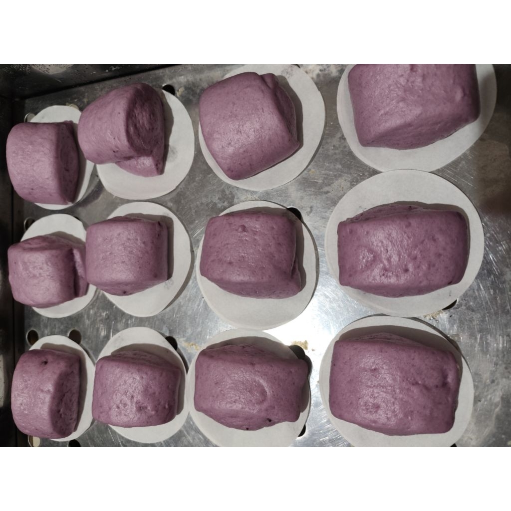 Mantao / Bakpao Kosong Ubi ungu dan Ubi kuning