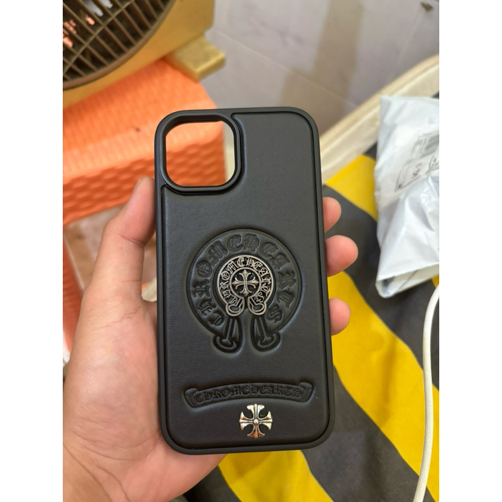 Case Chromehearts Iphone 15 Basic