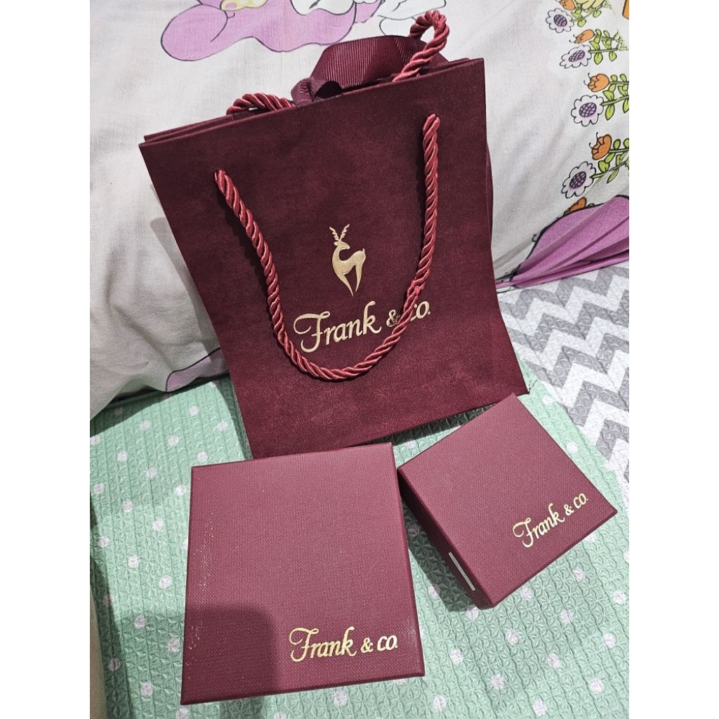 box and paperbag frank & co kalung dan cincin box velvet bludru