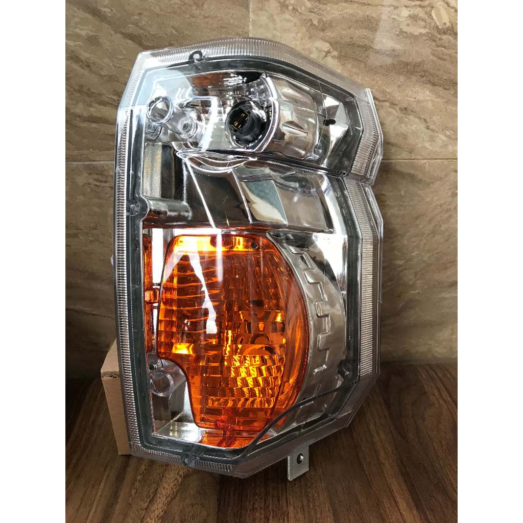 Lampu Sein ISUZU ELF NKR-71