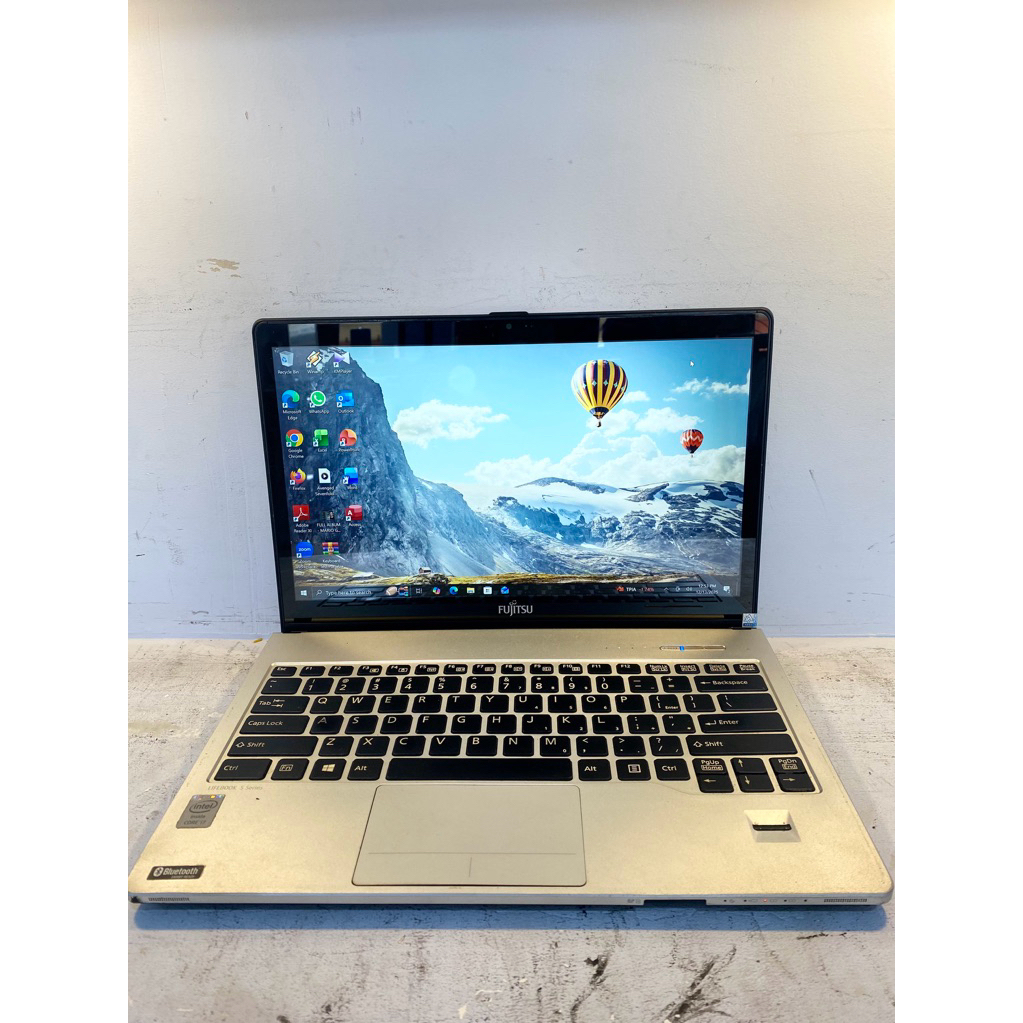 Fujitsu Lifebook S904 Intel Core i7-4500U Ram 8GB/256GB
