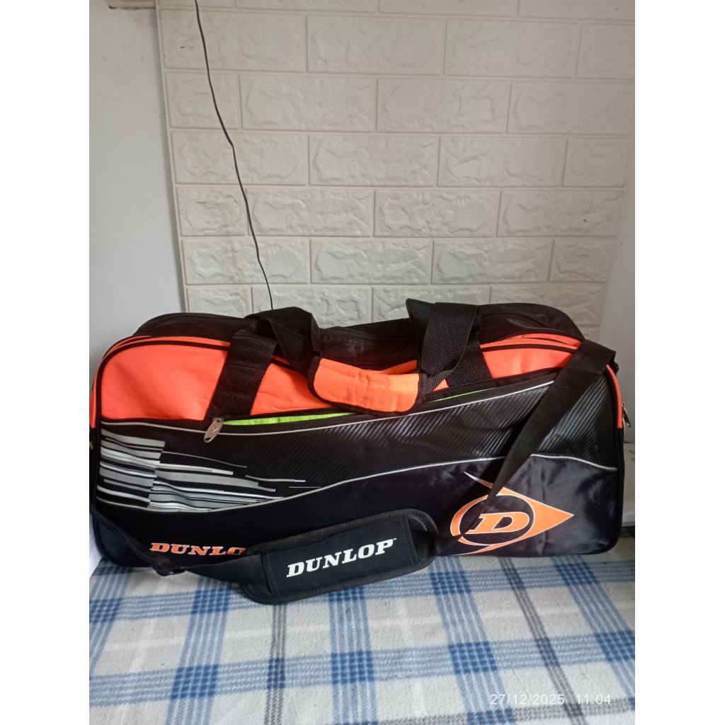 Dunlop tas raket tenis badminton