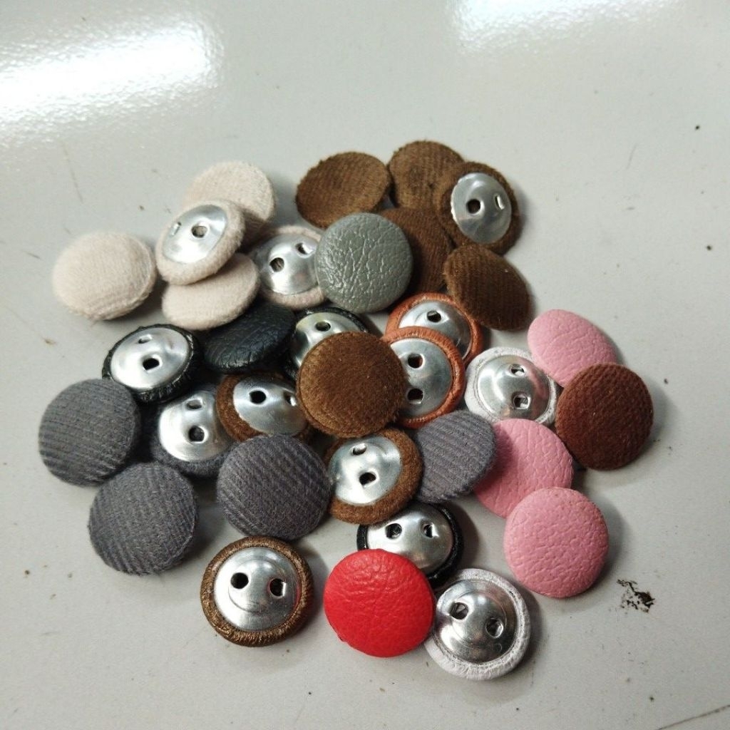 Aksesoris sofa kain bludru, aksesoris difan, kancing plong variasii