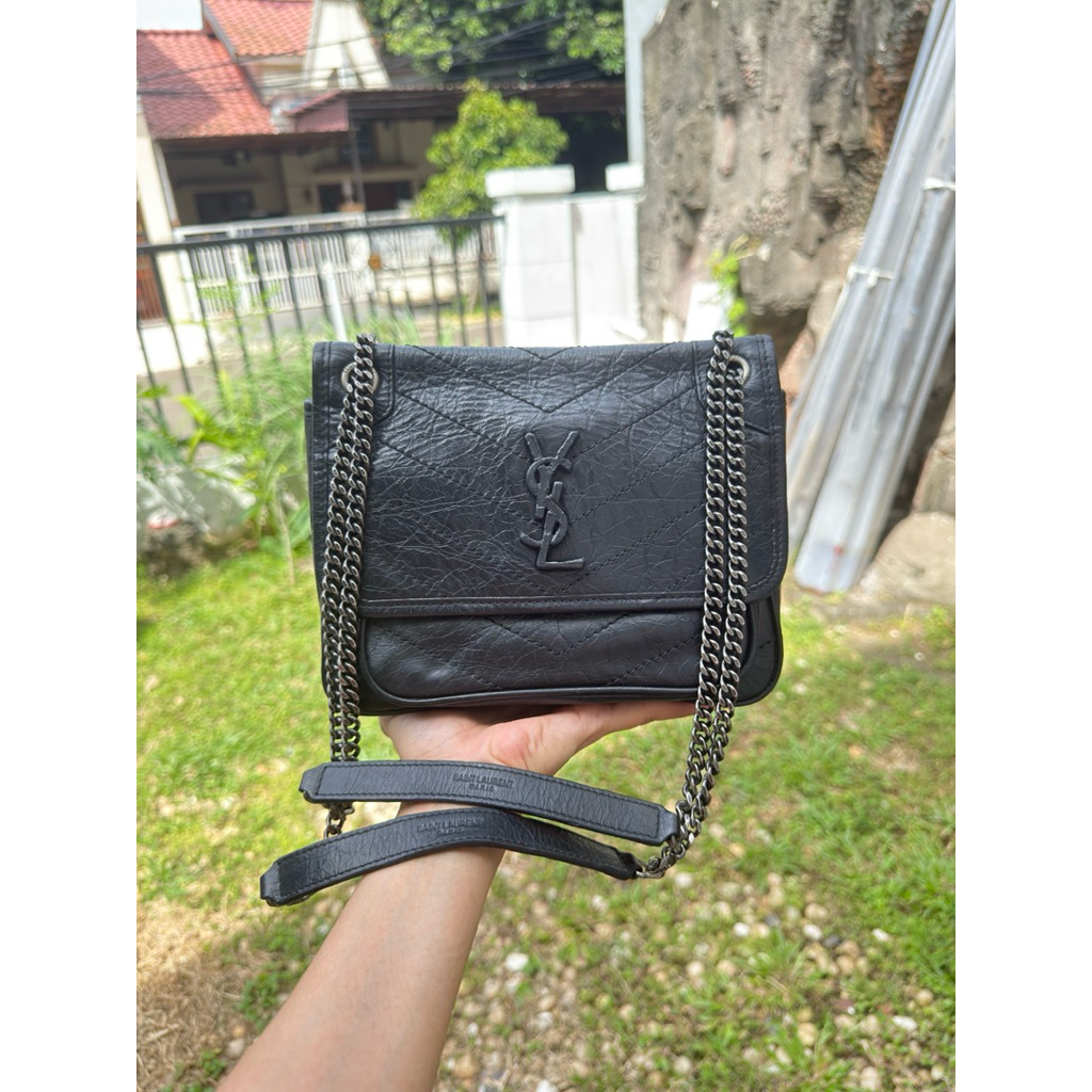 CLEARANCE SALE YSL Baby Niki Black preloved