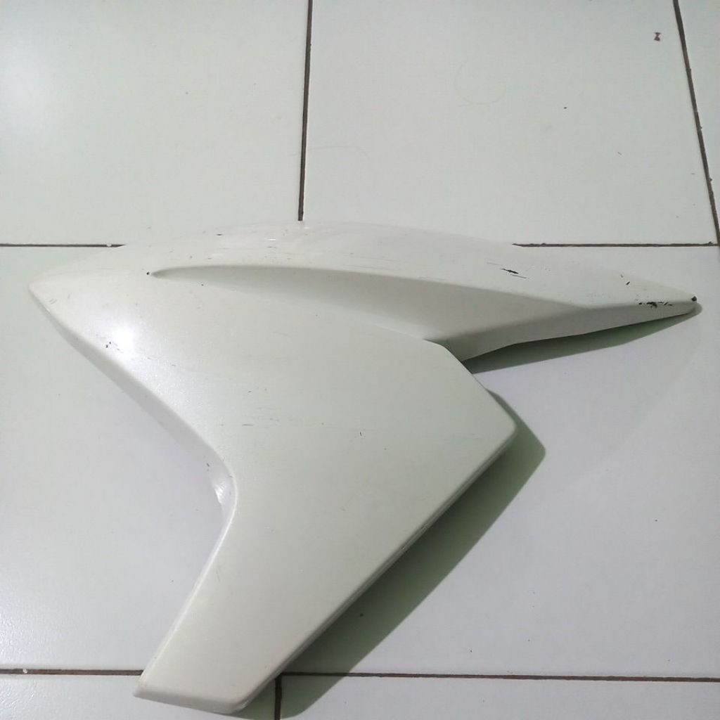 Sayap Vixion new 2013 kanan-kiri