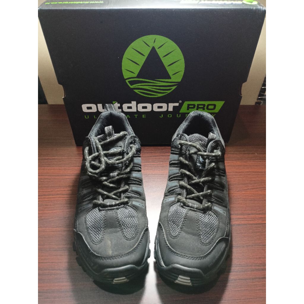Sepatu Outdoor Pro Lynk Quarto