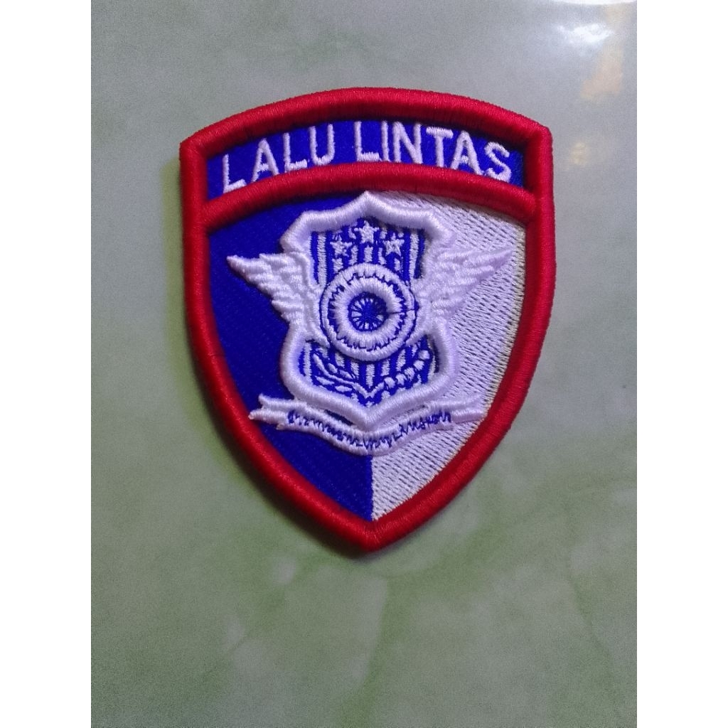 bordir lalu lintas timbul/3D