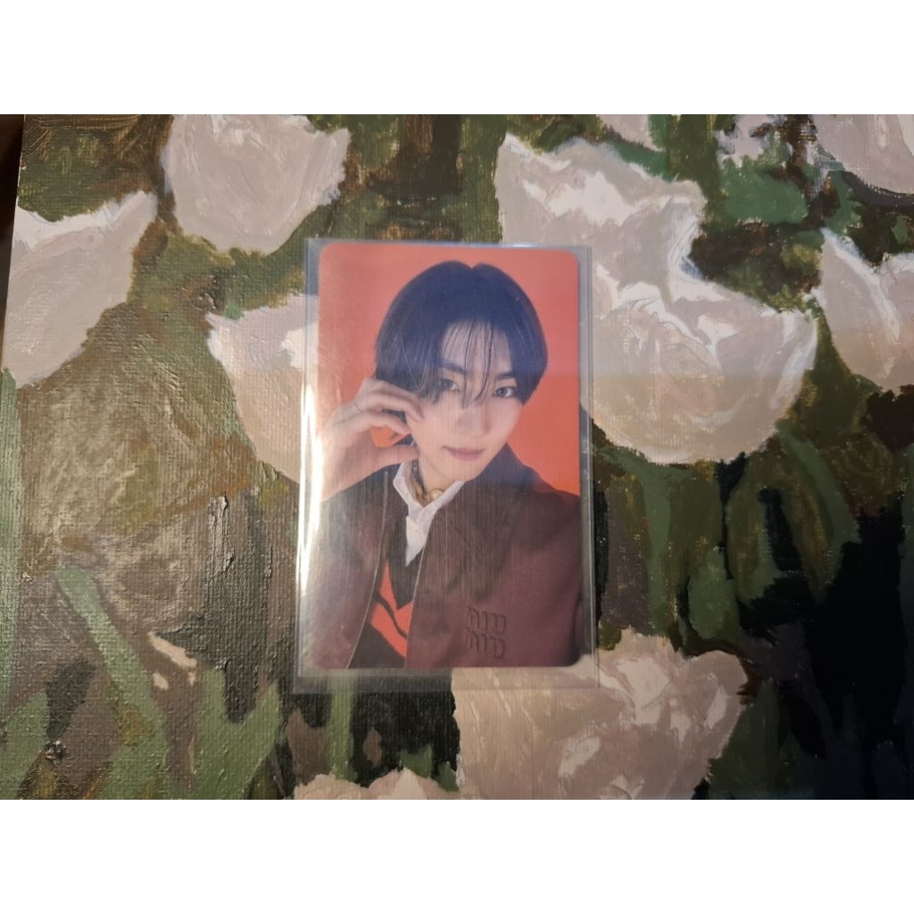 PC OFFICIAL YANG JUNGWON LD PWS + FREE 1 PC OFFICIAL