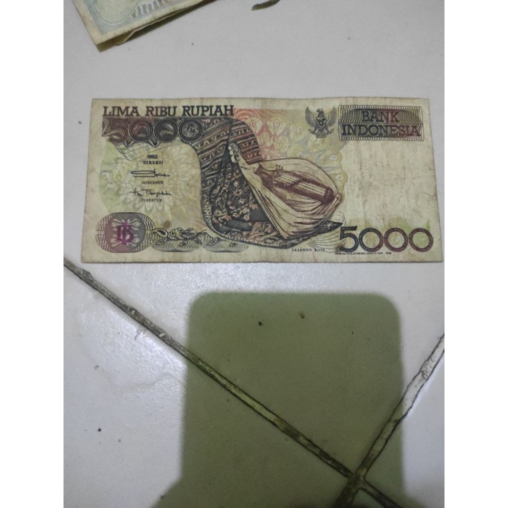 koleksi uang 5000 tahun 1992