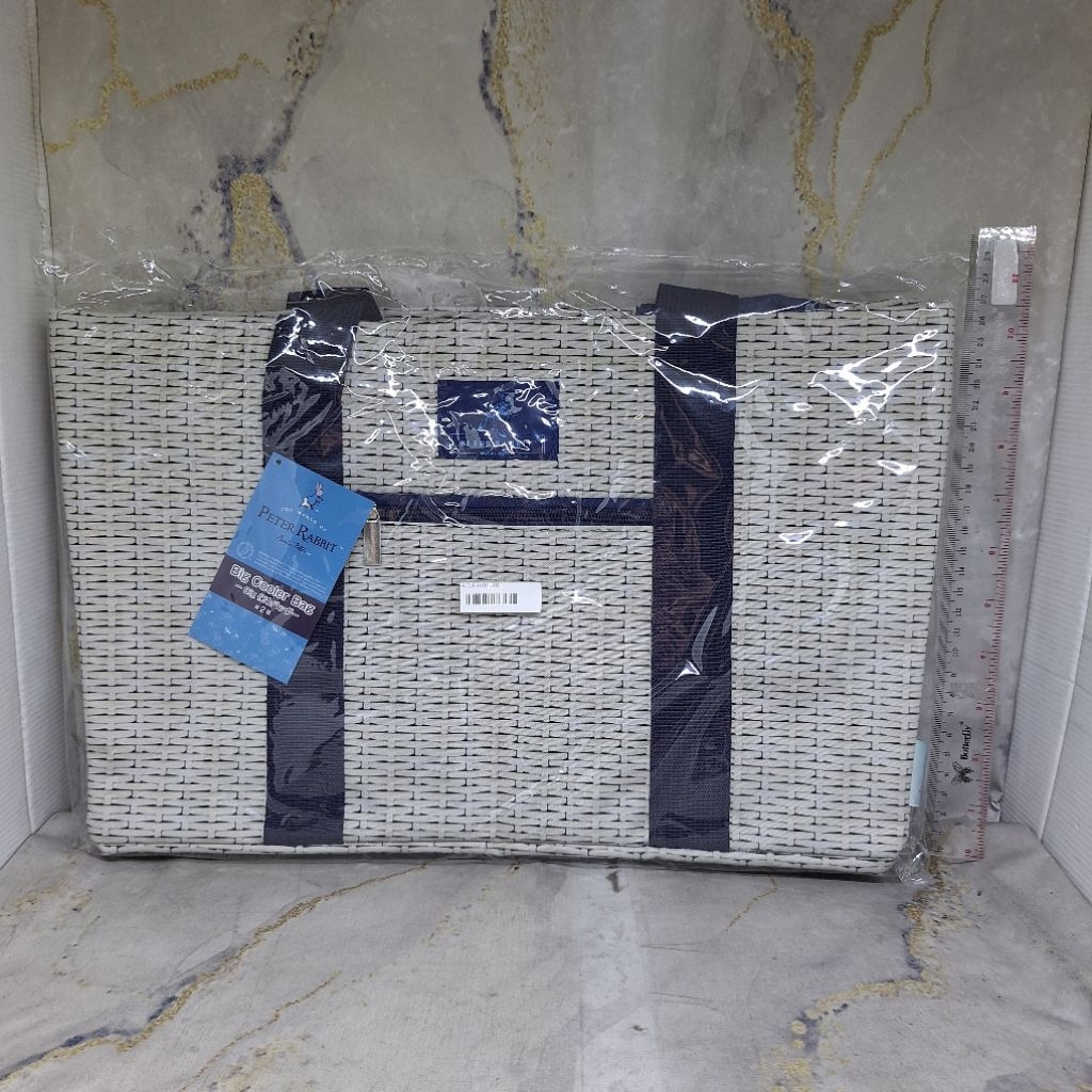 Peter Rabbit Big Cooler Bag TAITO Exclusives