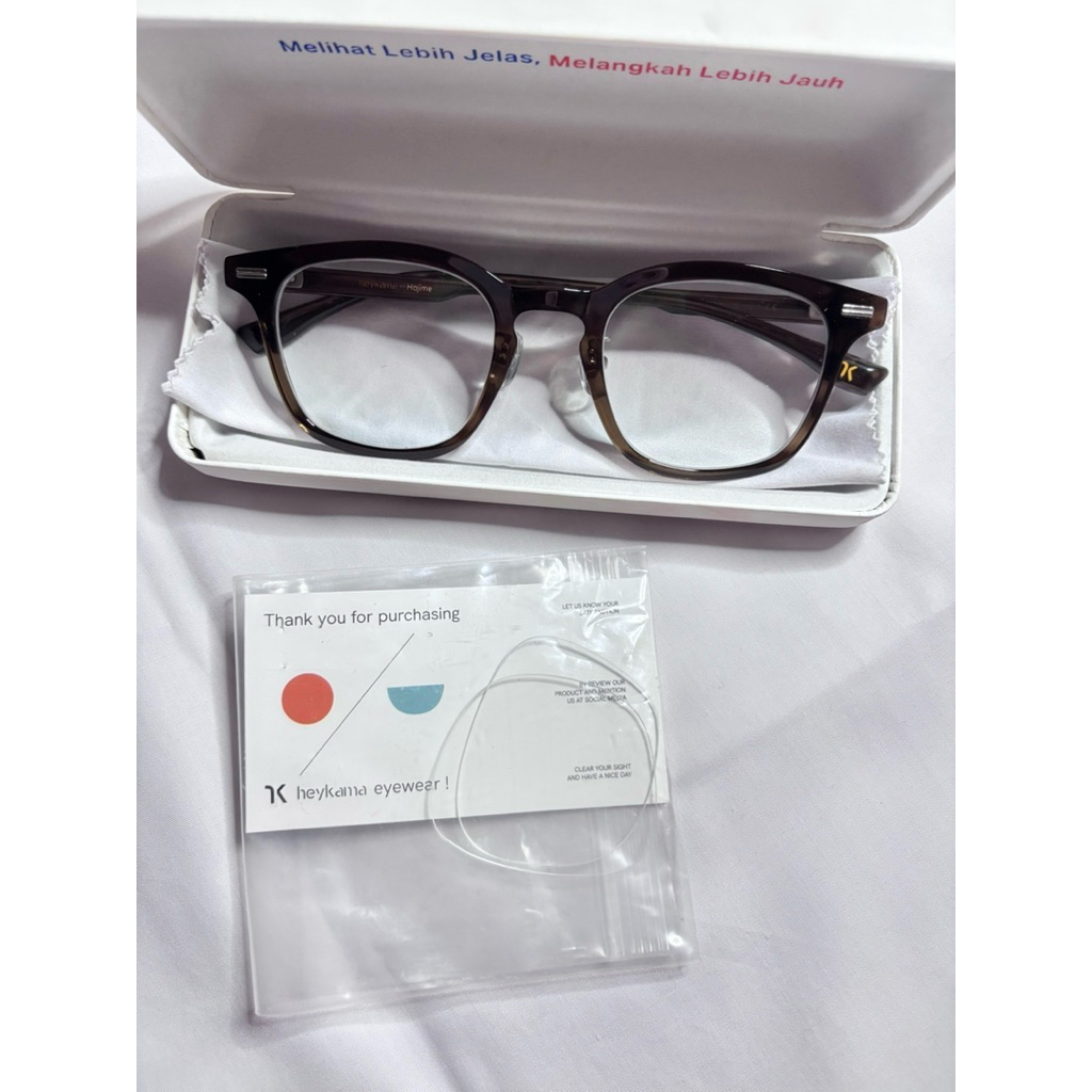PL KACAMATA HEYKAMA