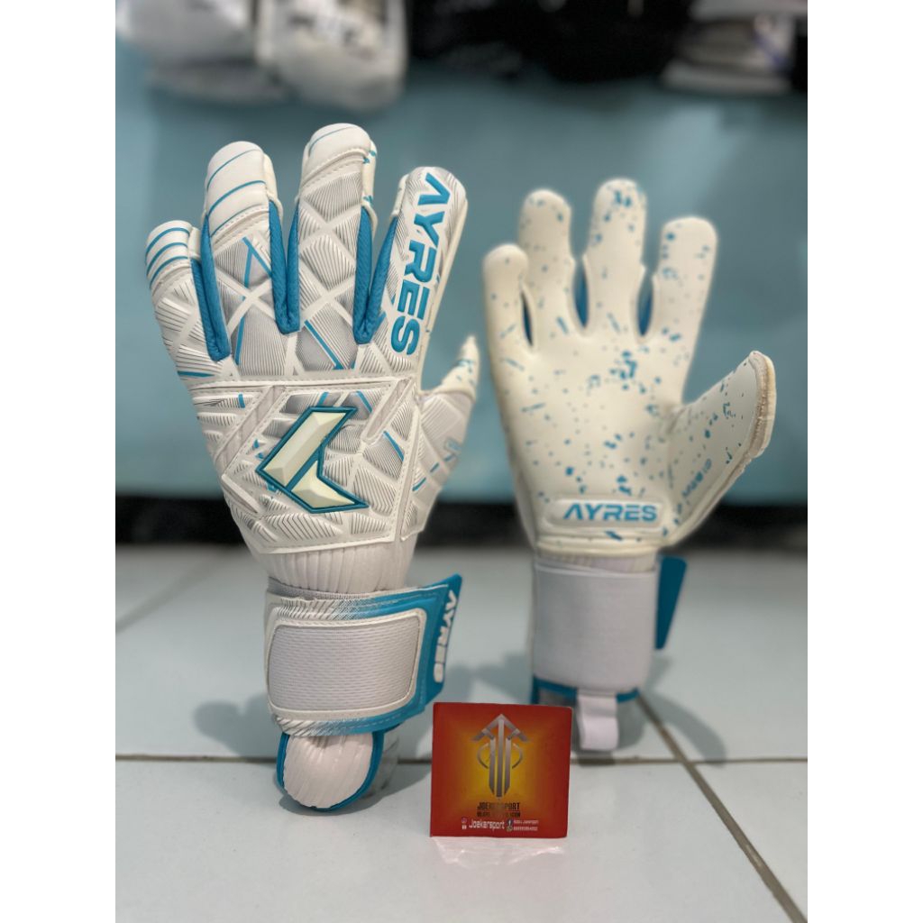 Ayres Series 02 White