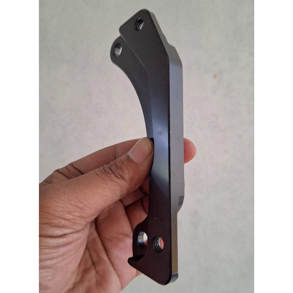 Bracket kaliper PCX disc 260mm