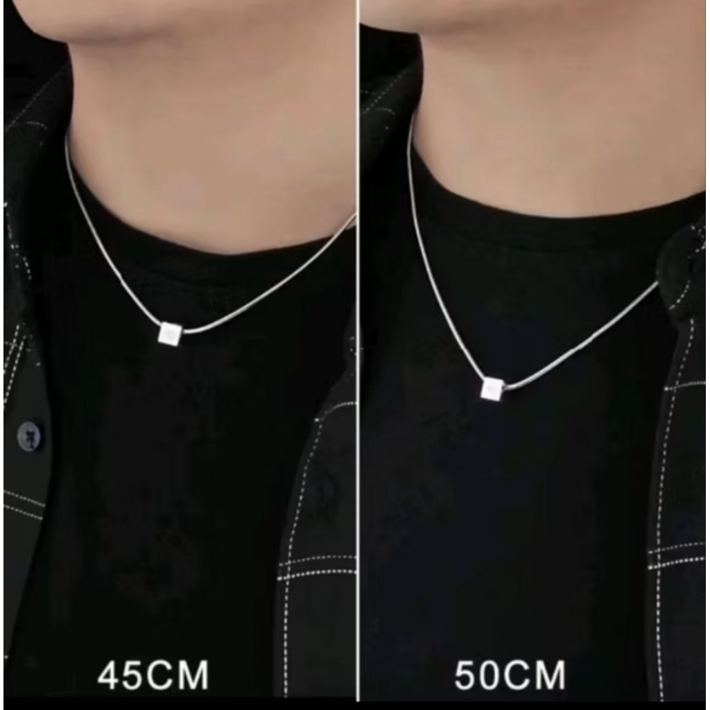 Kalung Titanium Liontin Kubus Silver Pria Wanita Anti Karat