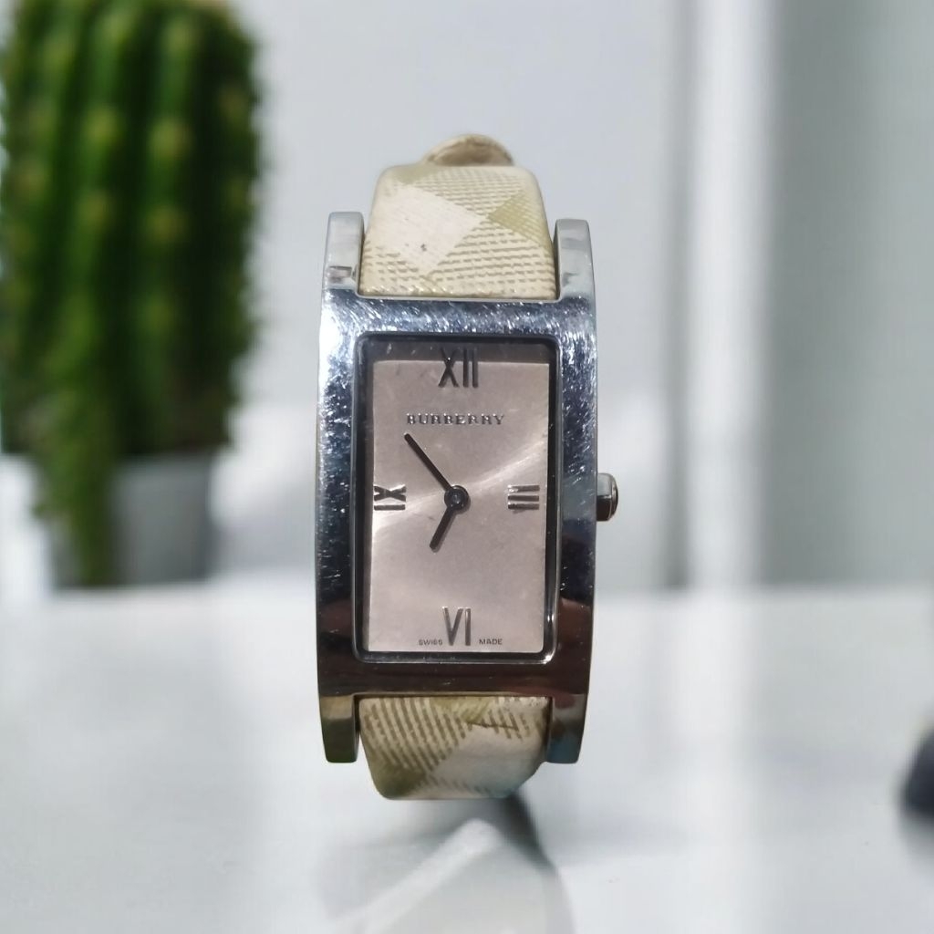 BURBERRY heritage nova jam tangan second preloved