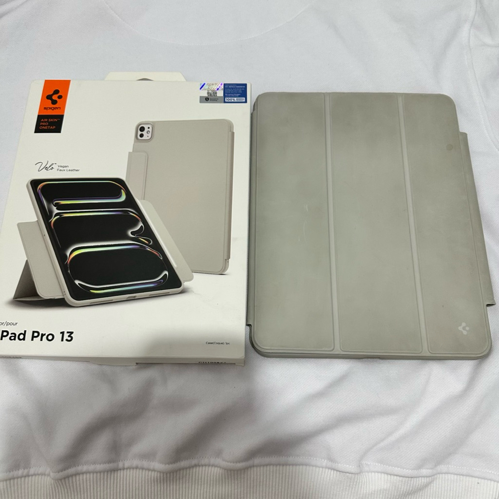 Spigen case ipad pro m4/m5 13 inch second preloved