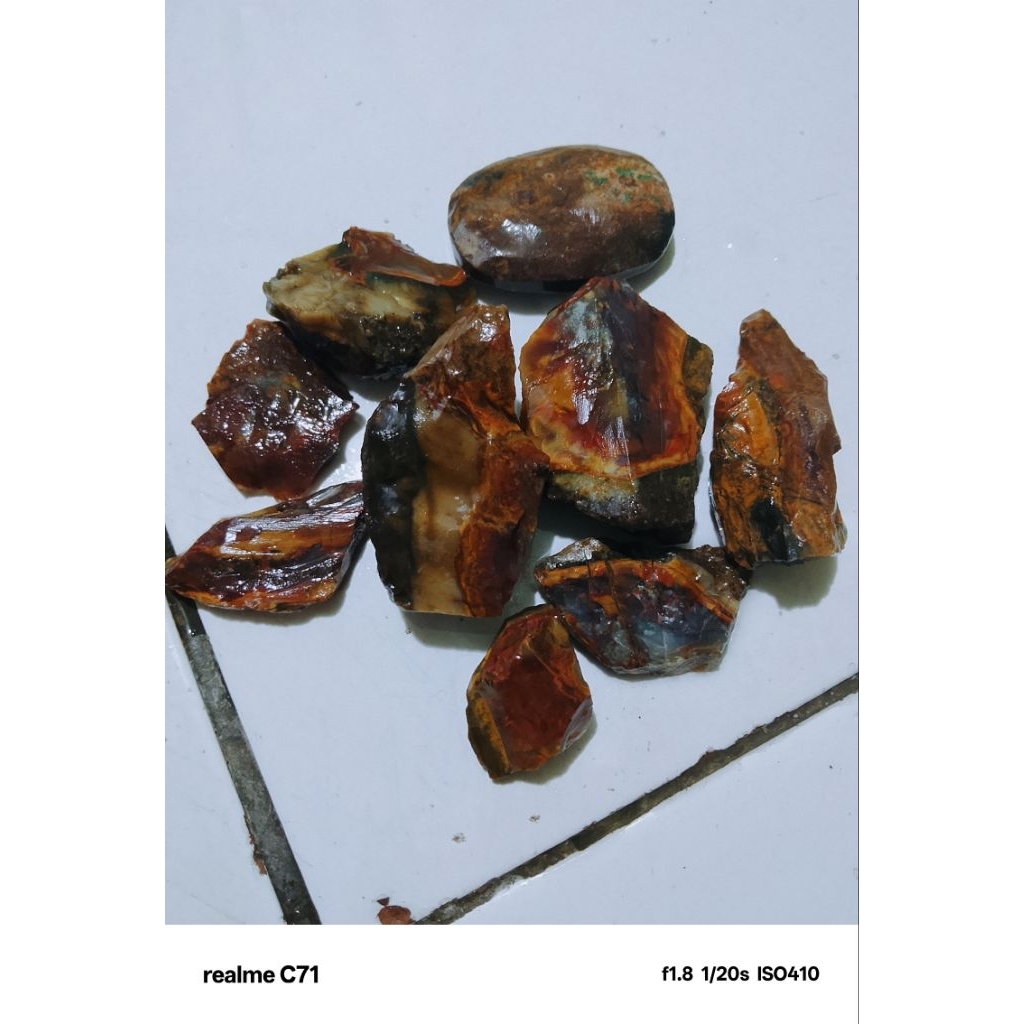 Bahan batu pancawarna Garut