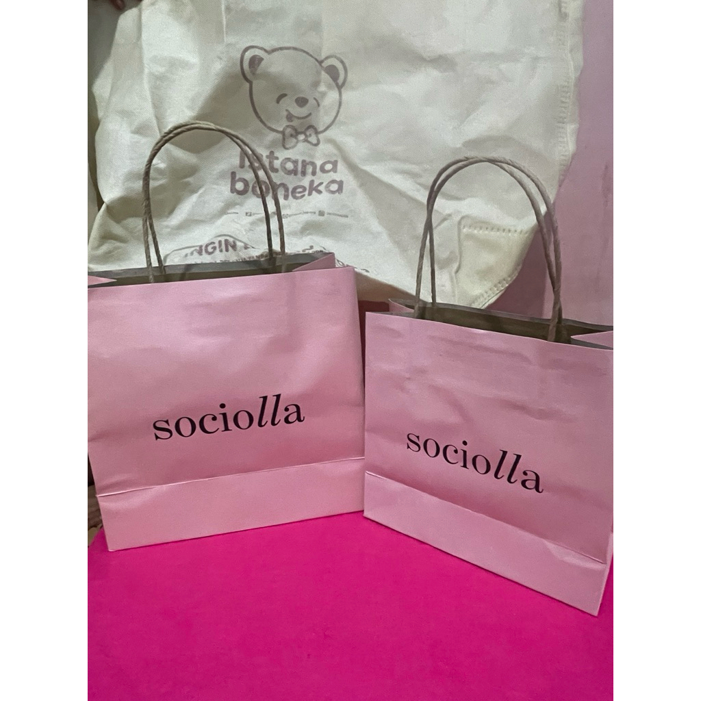 paperbag sociolla sedang 22* 22 cm