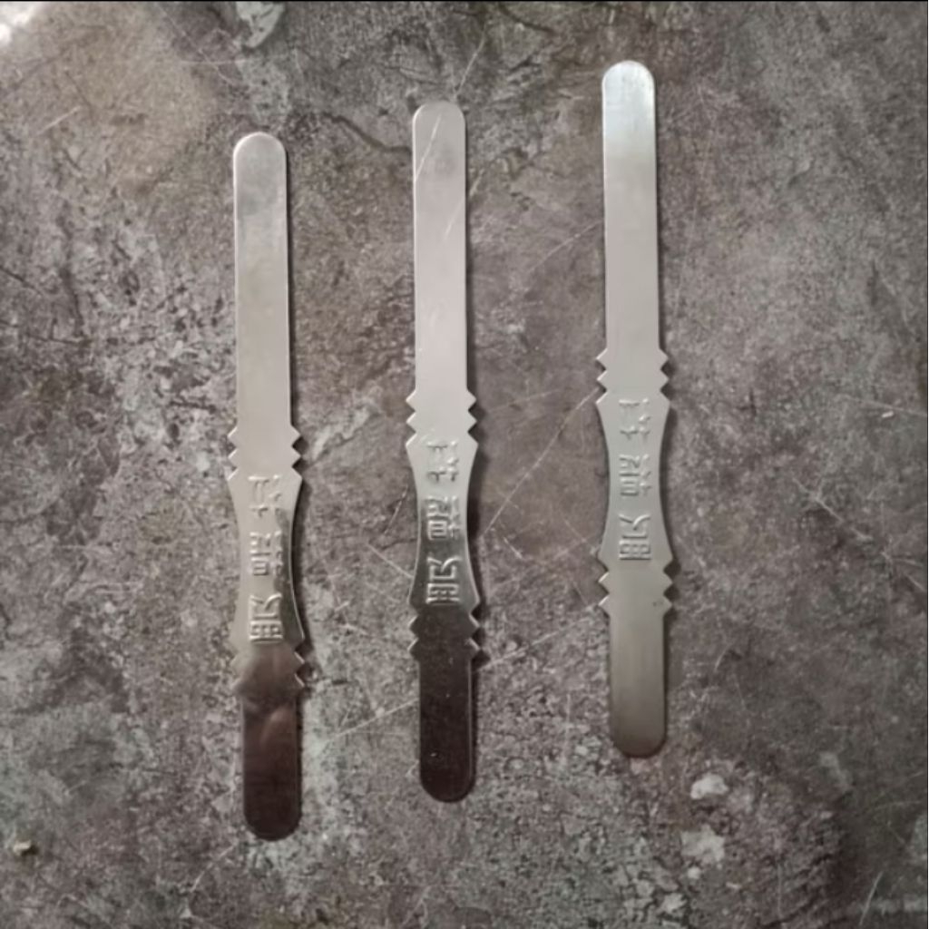 Klem Jepit Sangkar Burung Anis/Murai