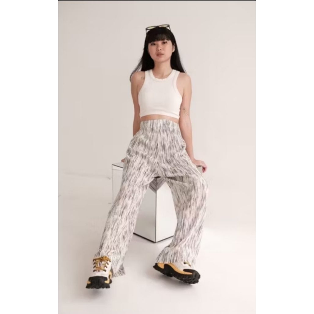 Celana Panjang Wanita Plisket Highwaist Putih//Celana Kulot//Celana Loose Pleats