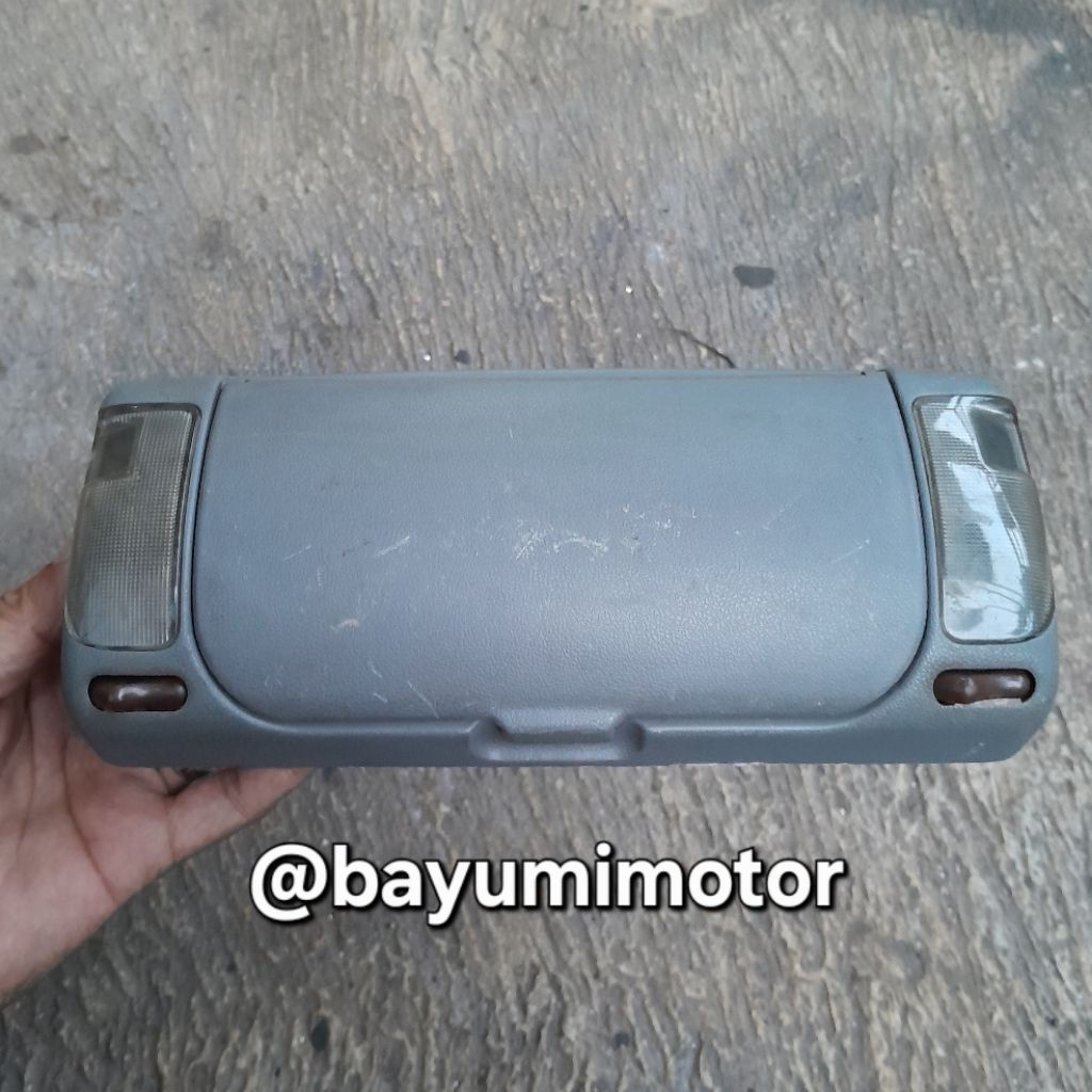ORIGINAL lampu kabin tempat kacamata toyota corona absolute 1993-1996