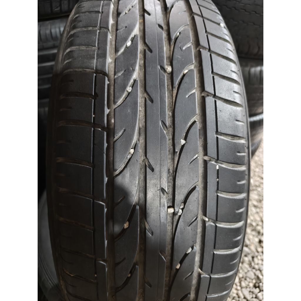 Ban second 215/60R17 Merek Bridgestone alenza