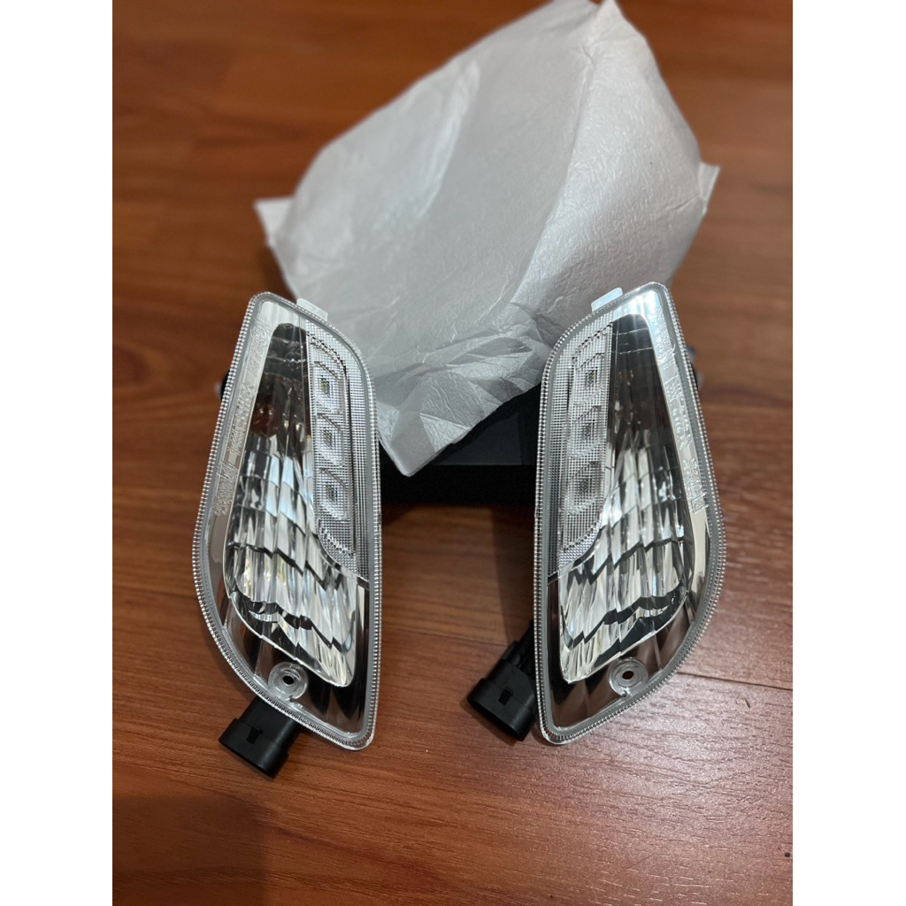 sein depan vespa matic lx/s facelift