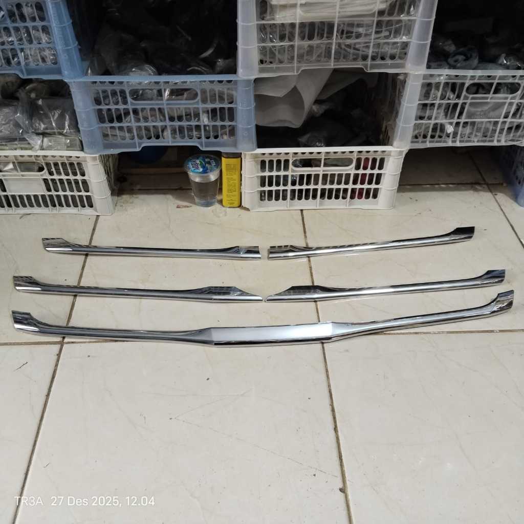 List Gril Bumper Depan Toyota Innova 2012 ORI