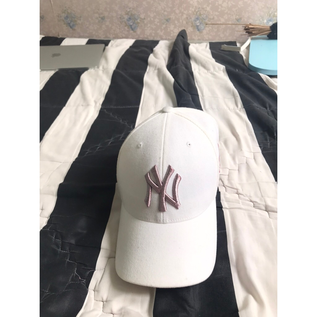 MLB YANKEES CAP AUTHENTIC 100%