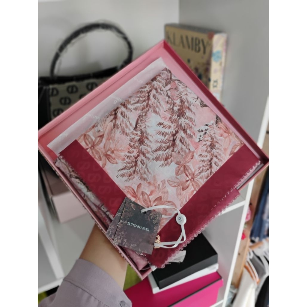 Buttonscarves Holiday Series 2 LIMITED EDITION