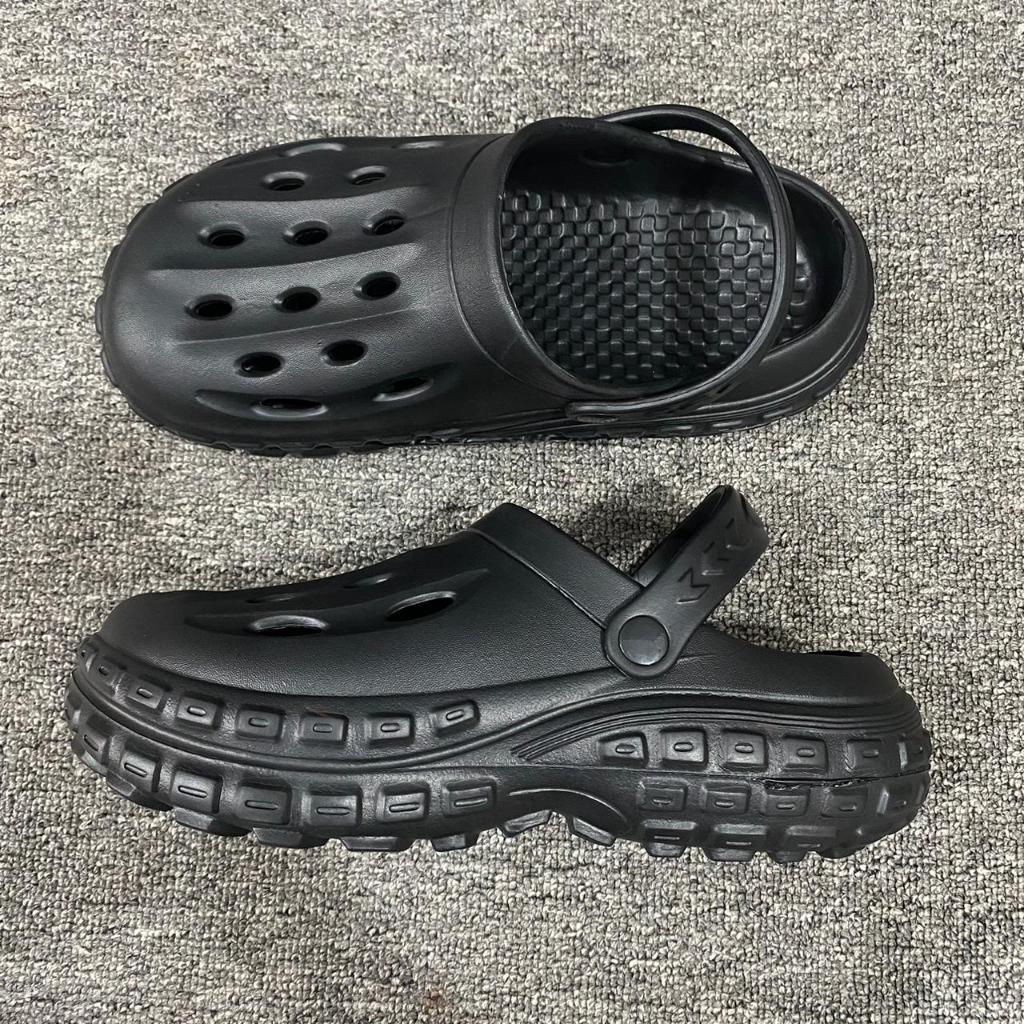 5513 Sandal Gosome Pria - Wanita Anti Licin