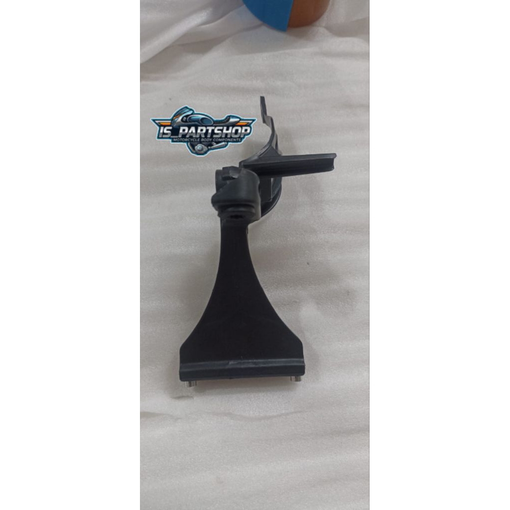 staycom dudukan tameng depan scoopy 2020-2024