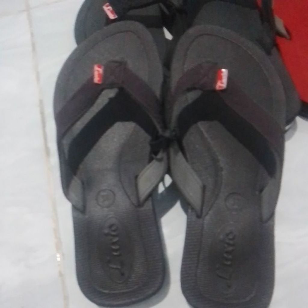 Sandal karet Luxio
