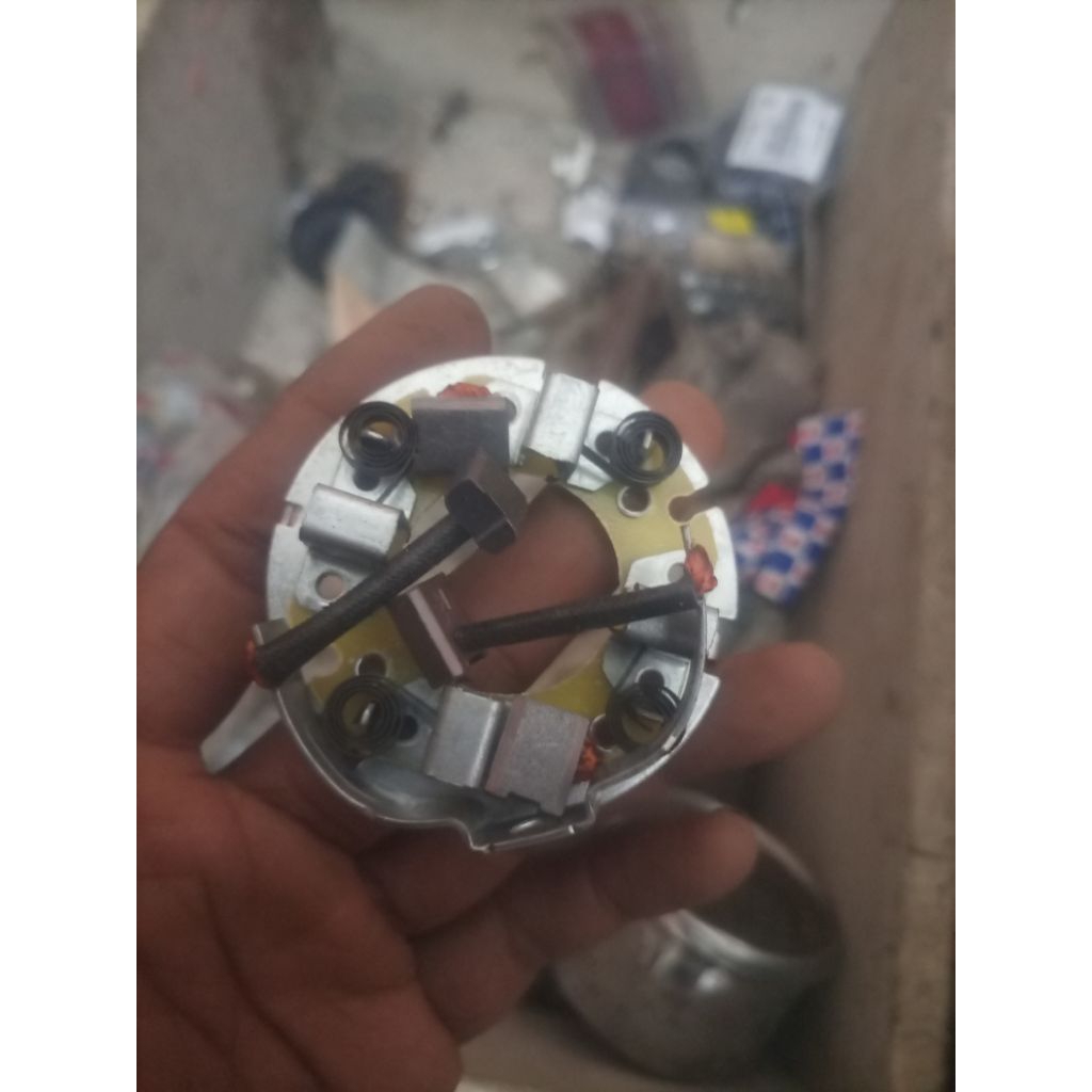 arang stater coll brush collboster areng dinamo motor stater vespa Excel 150 px200e Spartan